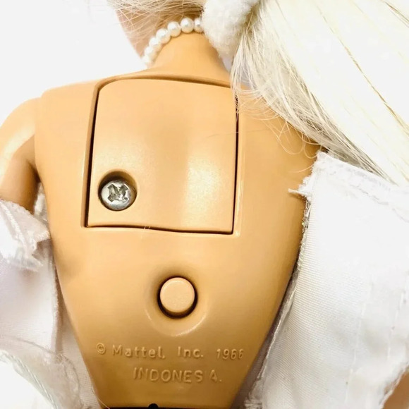 MATTEL BARBIE Doll Blond Hair Battery Operated White Wedding Gown Dress 12"Tall - Picture 8 of 13